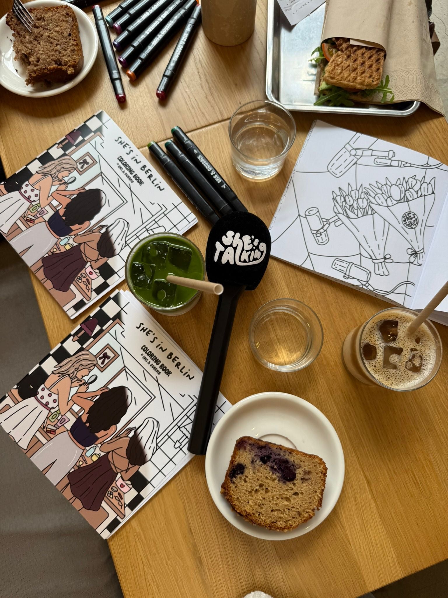 She's in Berlin - Coloring Book (She's Talking x Lines&GoodTimes)